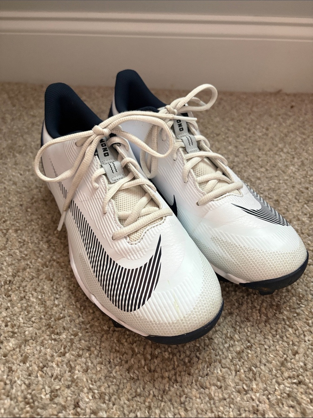 NIKE DIAMOND CLUTCH MEN’S BASEBALL CLEAT